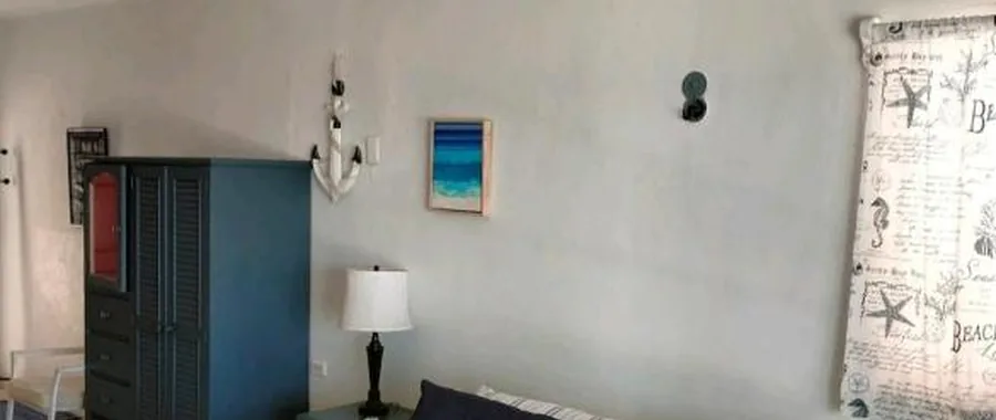 One-bedroom apartment with extra-large double bed