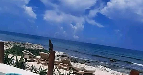 La costa este de Isla Mujeres frente al alojamiento