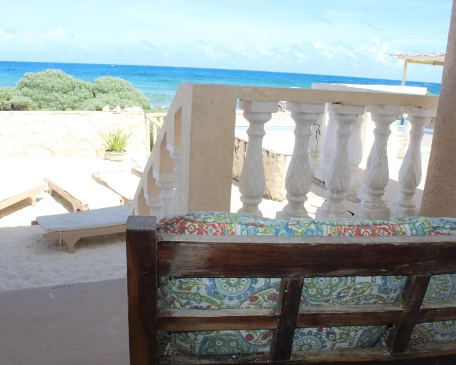 Balustraded terrace facing the beach at Punta Piedra Studios